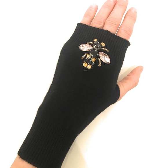 Cashmere Blend Cute Black Bug Mittens - Great Gift 💝 - NEW - Picture 2 of 5